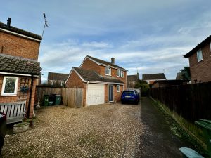Deerfield Close, Buckingham, MK18